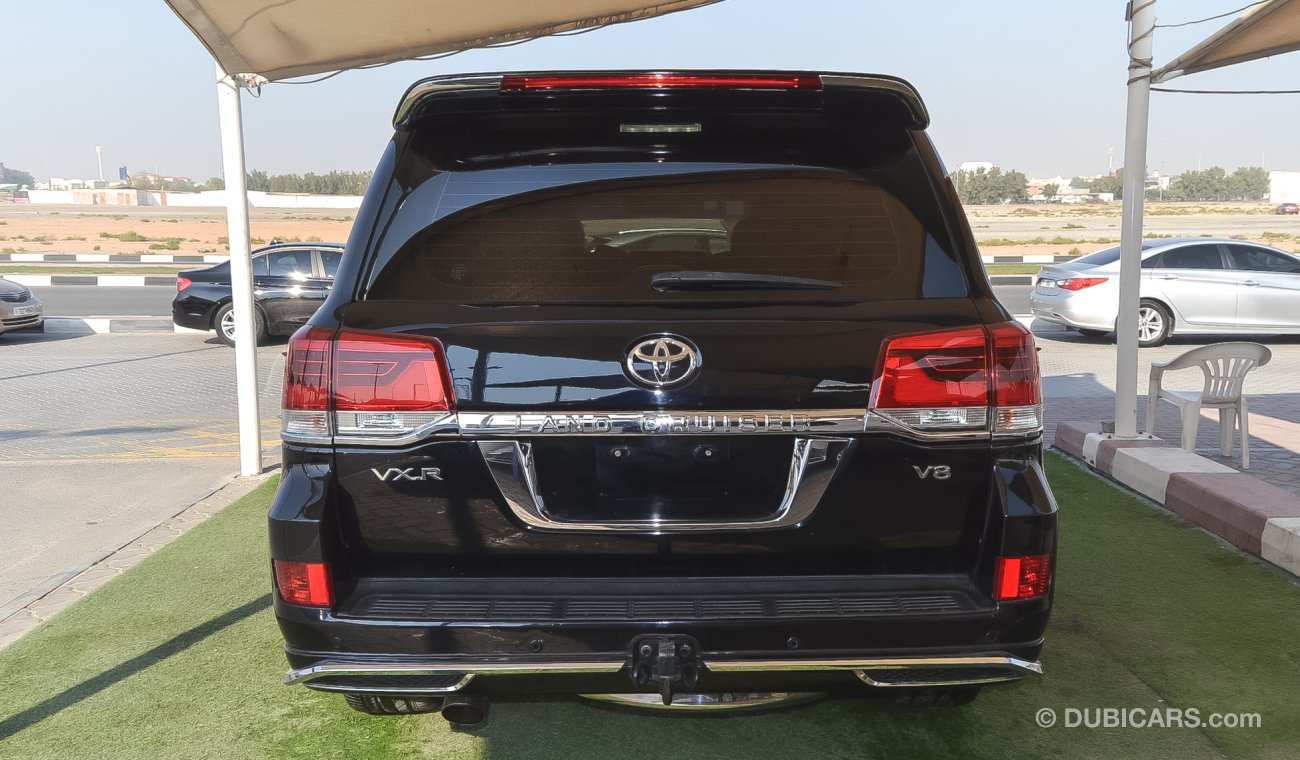 Toyota Land Cruiser VXR V8 Facelift to 2019