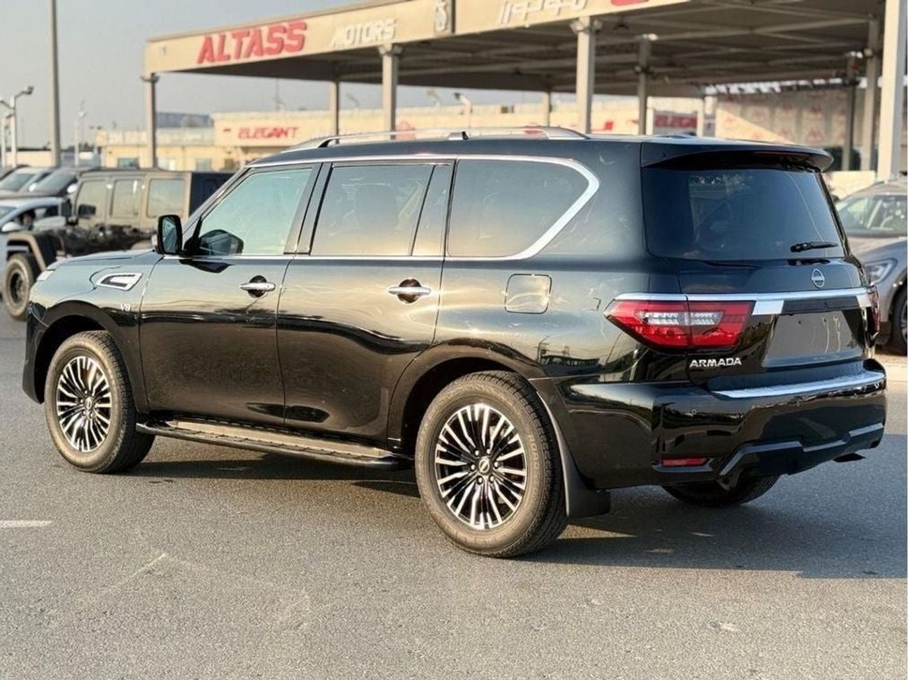 Nissan Armada Nissan Armada 4WD