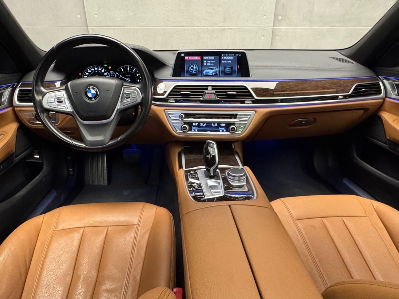 بي أم دبليو 730Li EXCLUSIVE