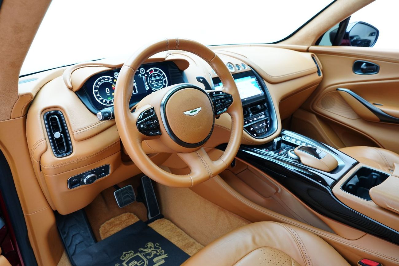 Aston Martin DBX STANDARD 2021 Aston Martin DBX 550, Panoramic Roof, Very Low KM, GCC Specs!!