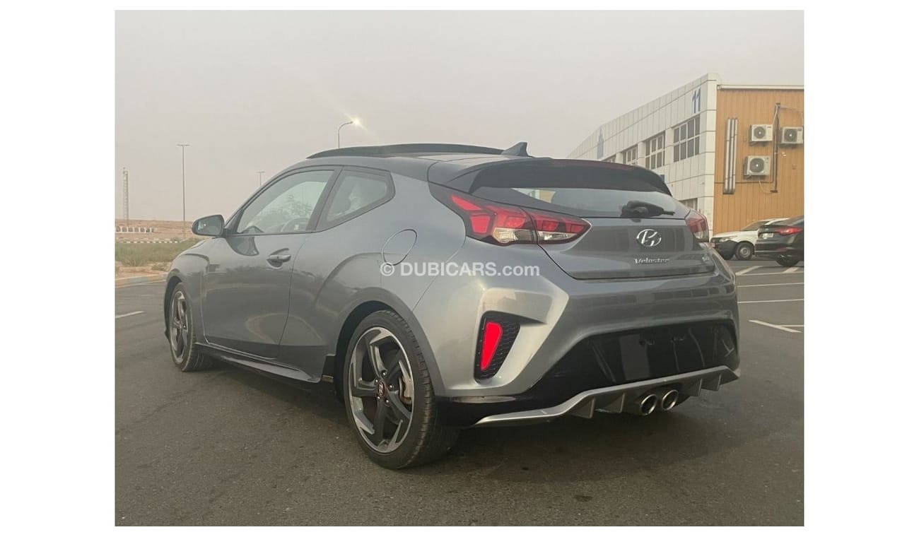 هيونداي فيلوستر موديل 2020 تربو 1600 سي سي 4 سلندر بانوراما - فل أوبشن / نظيفة جدا