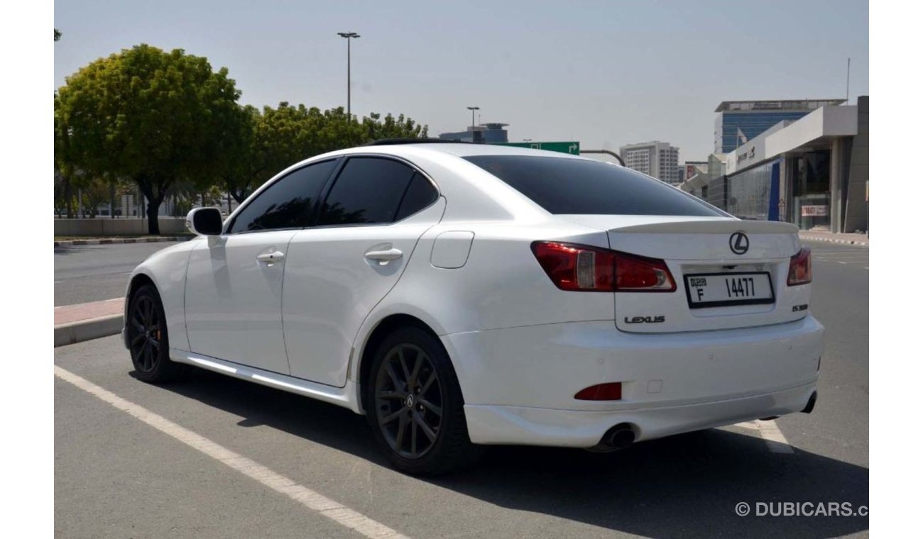 Lexus IS300 GCC Full Option in Perfect Condition