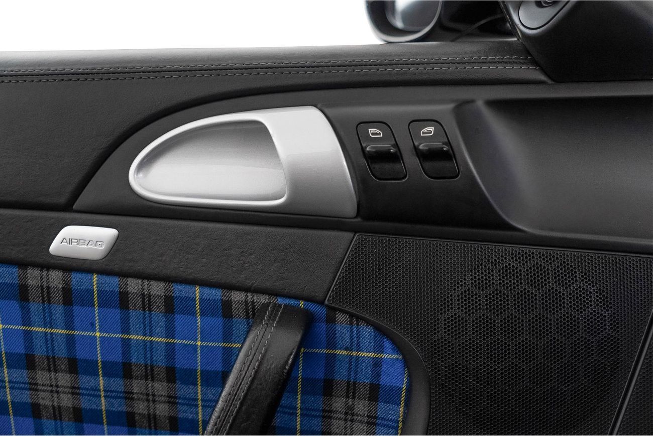 Porsche 911 2007 Porsche 911 Carrera 4 S Manual / Half Cage