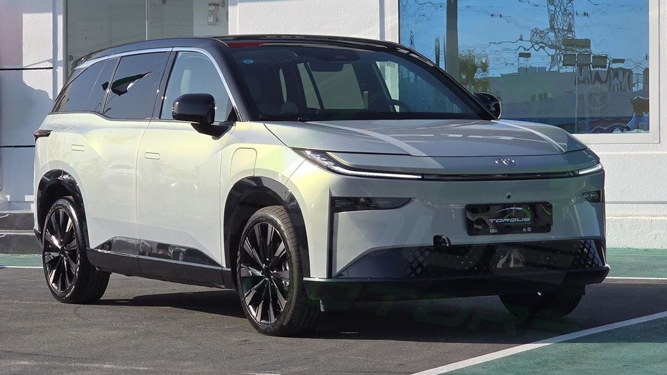 Toyota BZ3X ( Only For Export ) 2025 Toyota BZ3X 610 MAX FWD BEV BRAND NEW