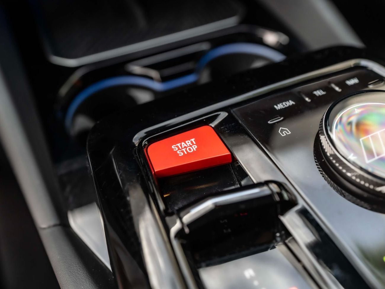 بي أم دبليو M5 STD