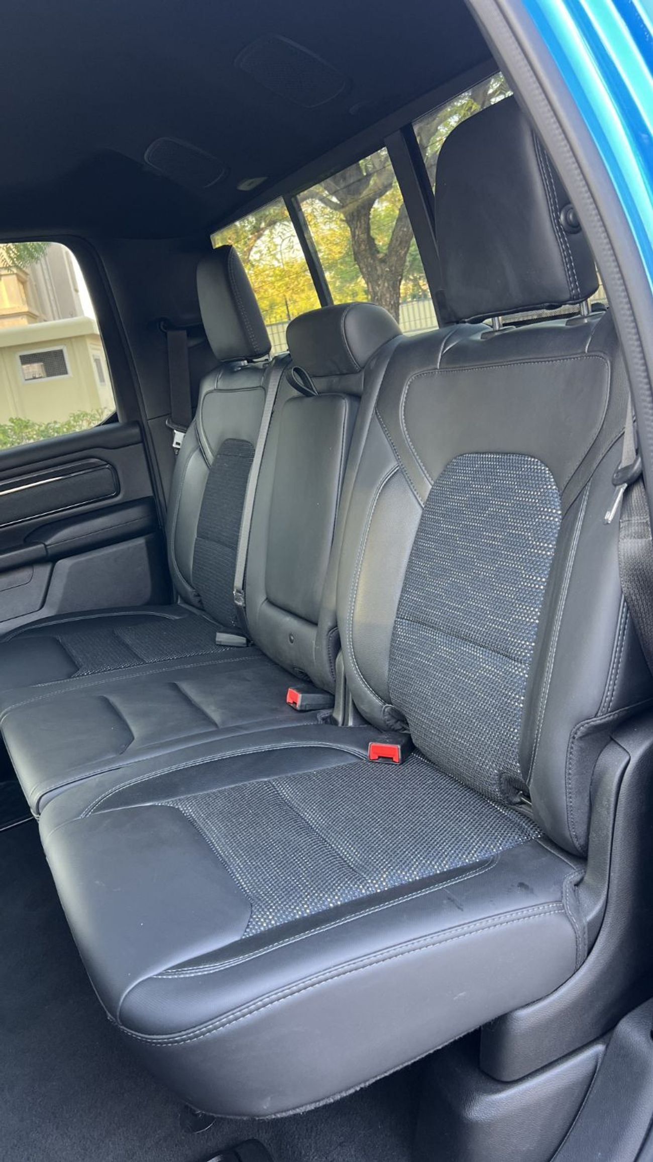 RAM 1500 Big Horn 2023 Crew Cab 4x4  32500Km American