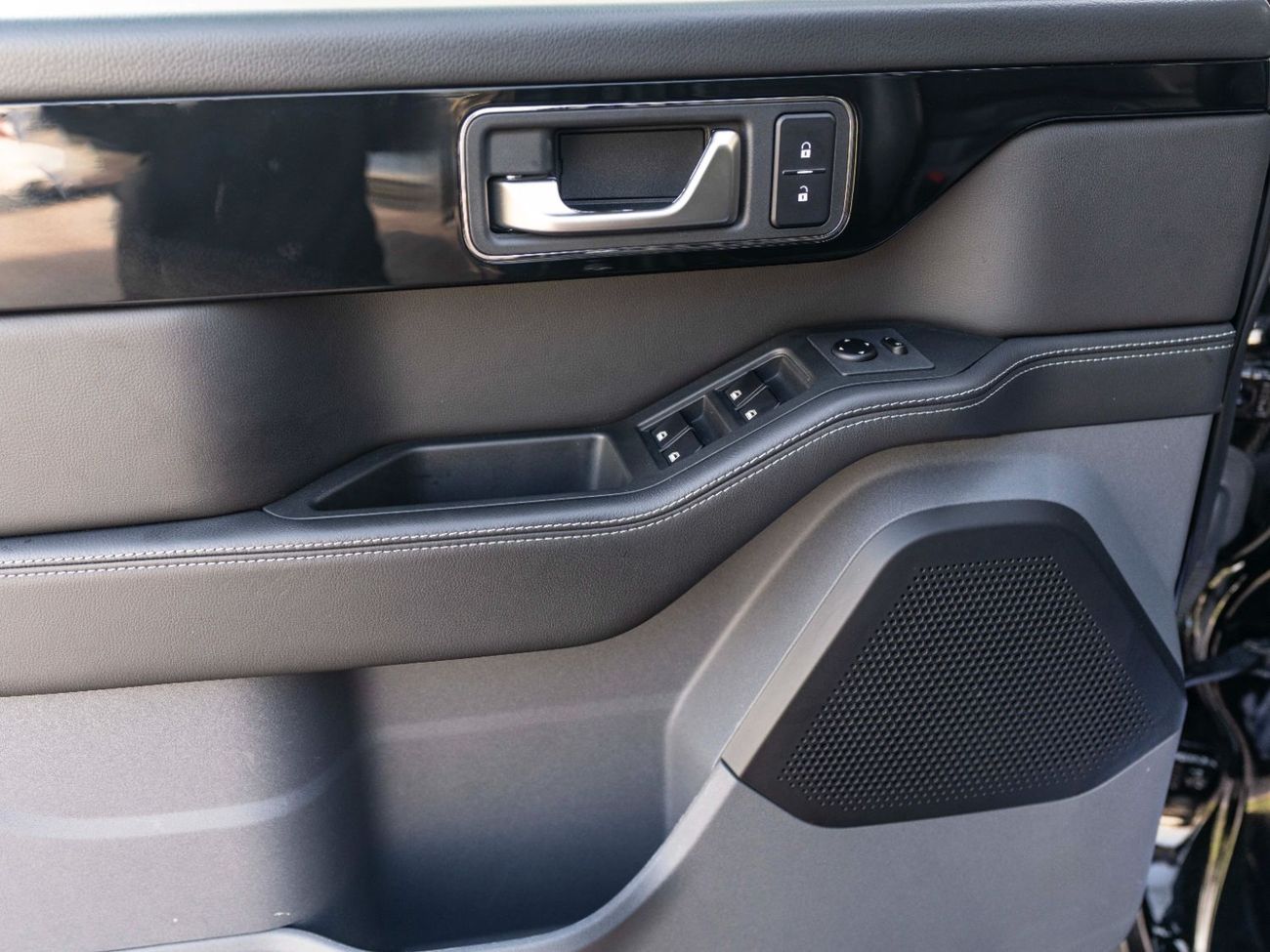 INEOS Grenadier QuarterMaster