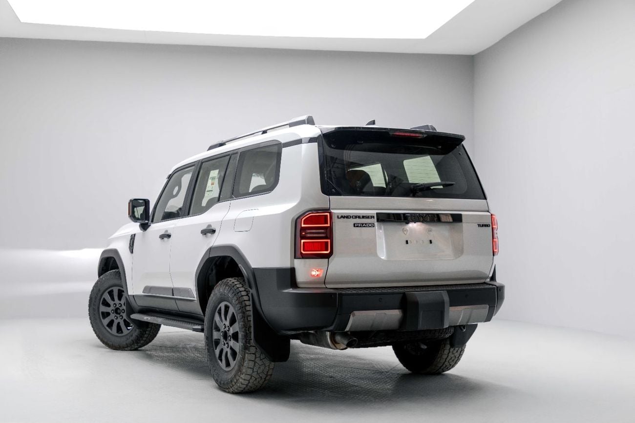 Toyota Prado ADVENTURE 2.8L - PLATINUM WHITE INSIDE DK CHESTNUT | EXPORT ONLY