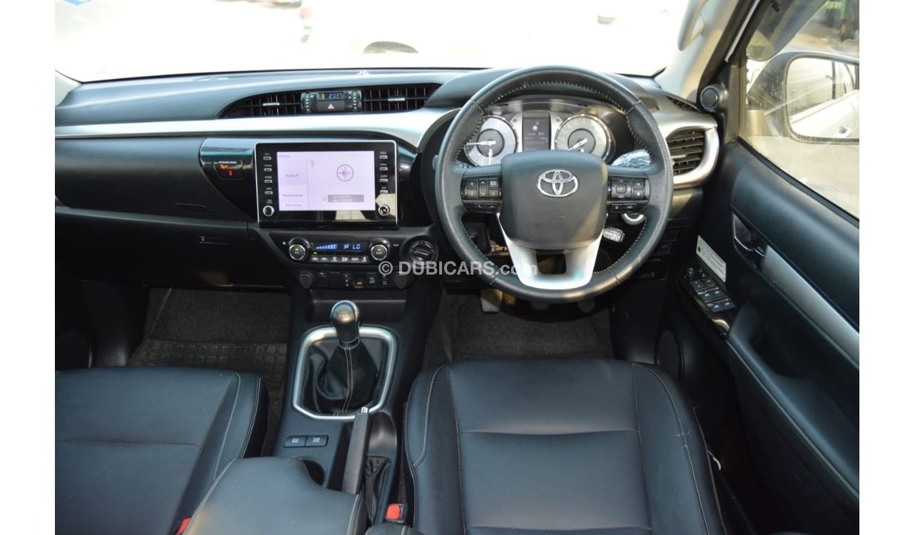 Toyota Hilux Diesel Full option Clean Car leather seats