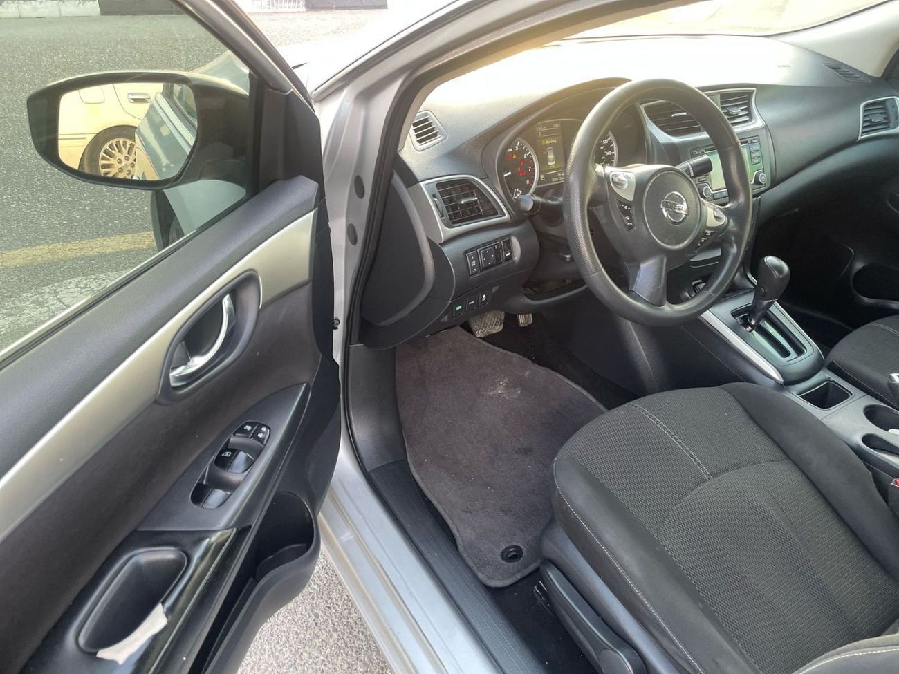 نيسان سنترا 2018 Nissan Sentra S 1.8L V4 MidOption+ Economical Car -