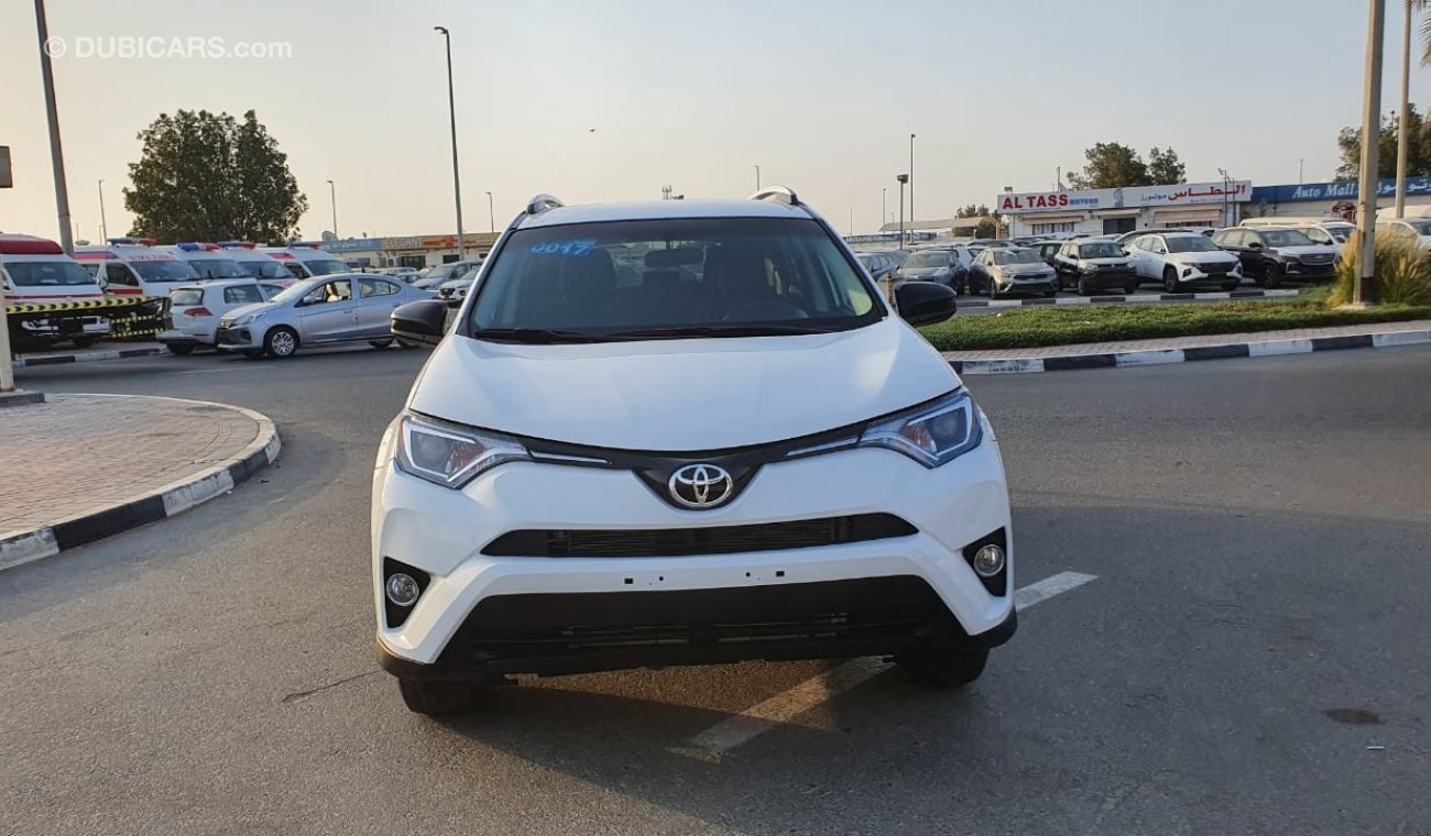 Toyota RAV4 LE