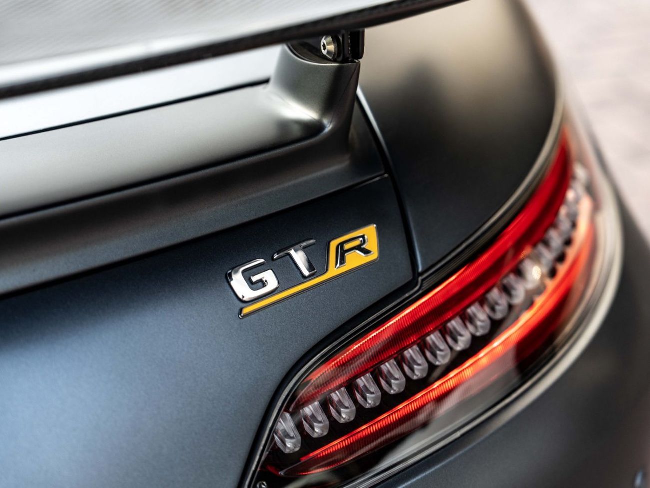 مرسيدس بنز AMG GT R Mercedes-Benz AMG GT R 2021 مواصفات خليجية