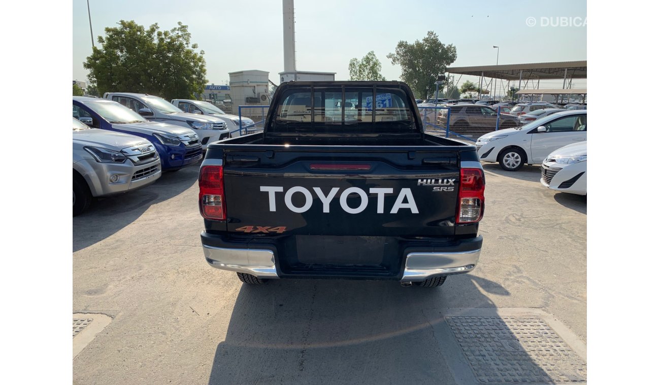 تويوتا هيلوكس HILUX DIESEL 4*4