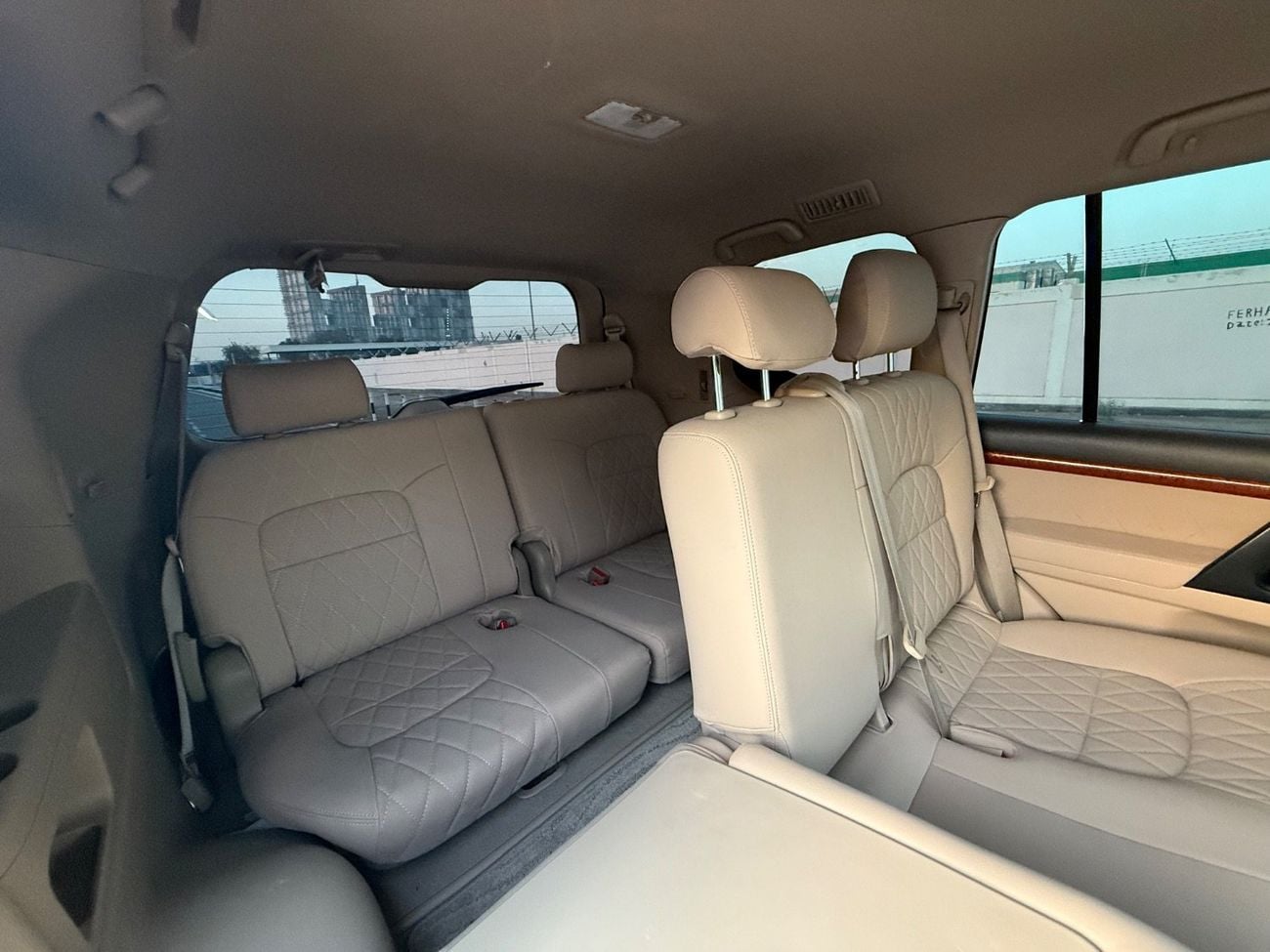 Toyota Land Cruiser GXR 4.0L (271 HP) AWD 2013 GXR 4.0L 4WD FACELIFTED 2025 WITH EXTERIOR GCC IN EXCELLENT CONDITION