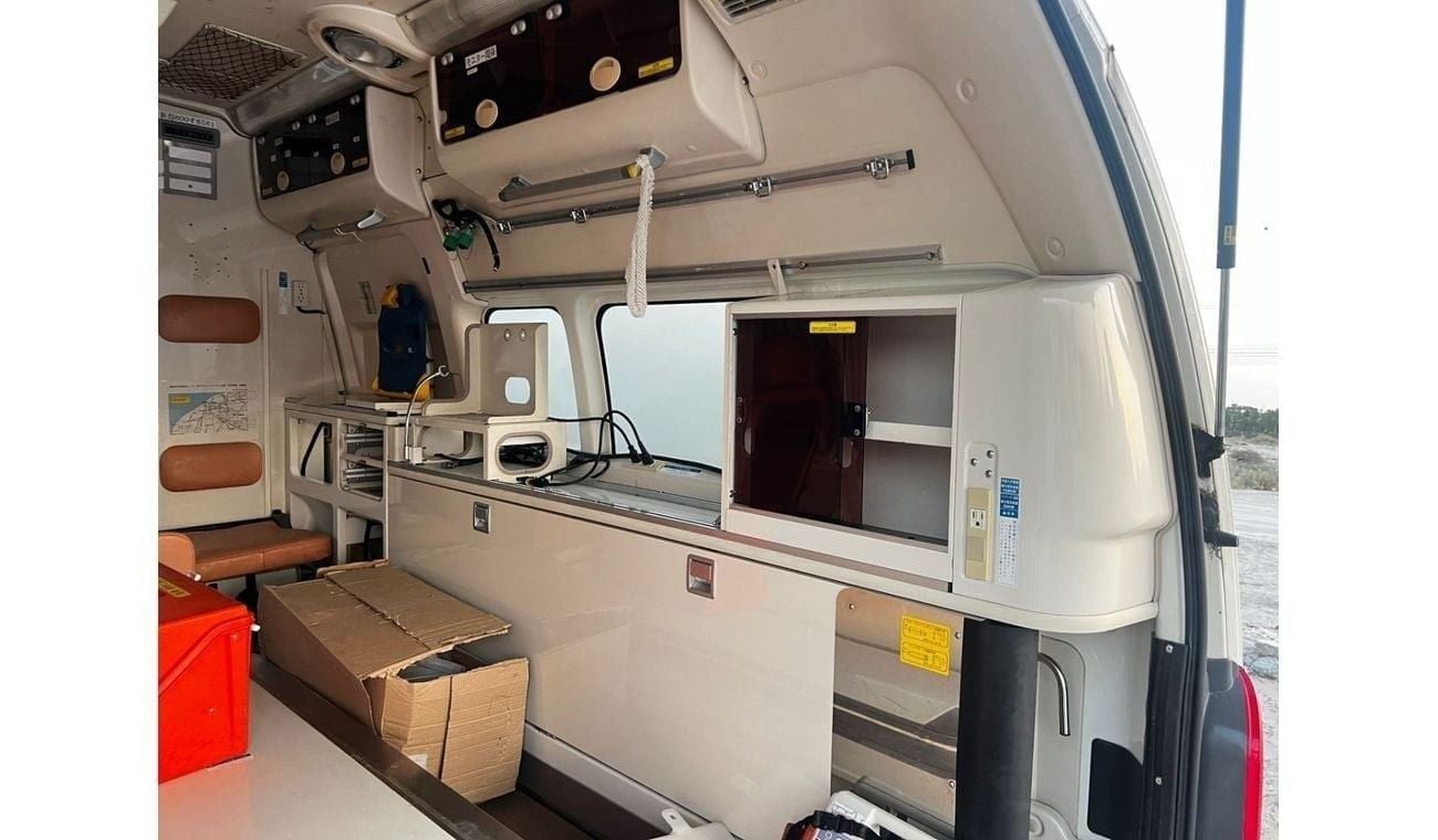 تويوتا هاياس