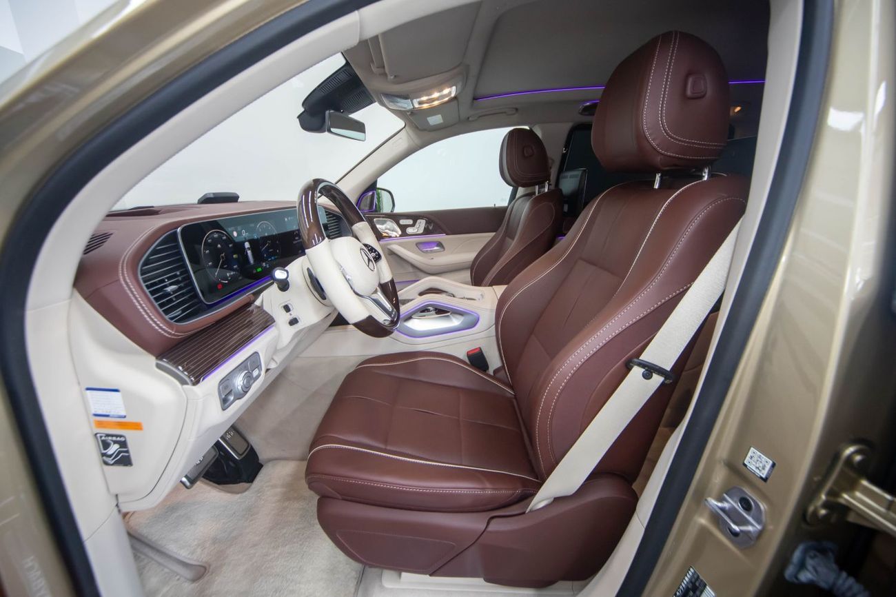 مرسيدس مايباخ gls600 مايباخ Maybach GLS600 | 2024 | 3,500 Km | Two Tone Color