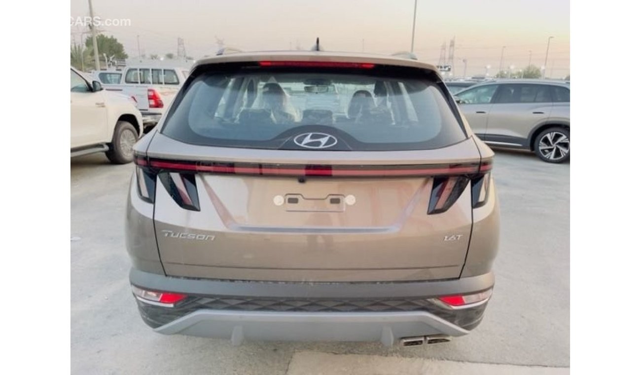 هيونداي توسون Hyundai Tucson 1.6L AT full option with panoramic roof (2022 model)