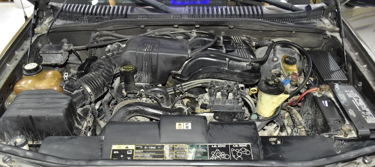 Ford Explorer EXCELLENT DEAL for our Ford Explorer XLS 4x4 ( 2002 Model ) in Grey Color GCC Specs