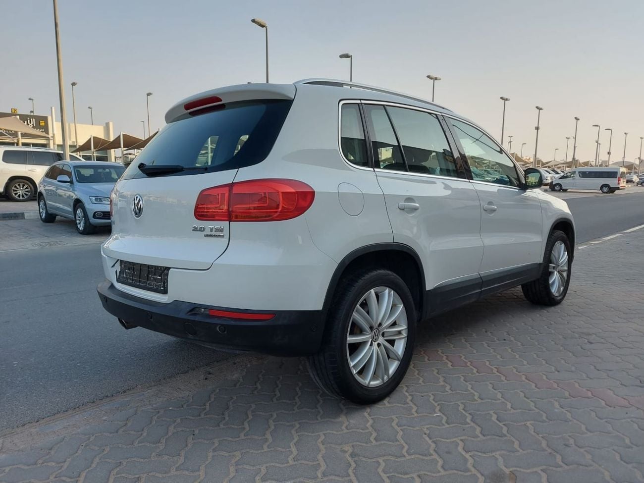 Volkswagen Tiguan Sport 2.0L