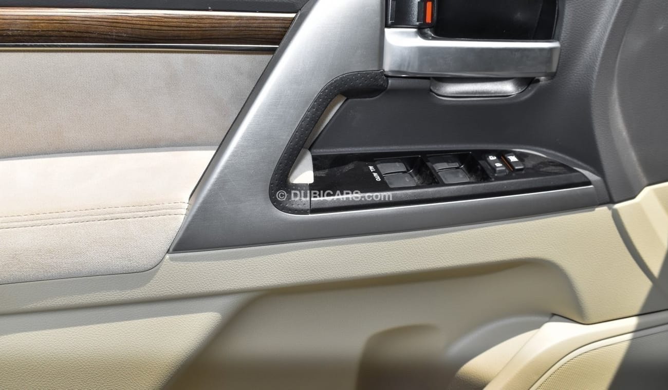 Toyota Land Cruiser TOYOTA LAND CRUISER VXR | 5.7L V8 | 2020 | GCC