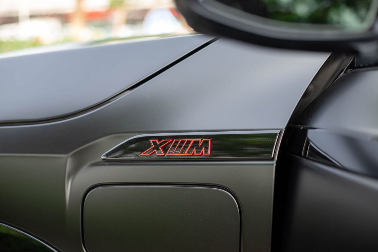 BMW XM 2024 BMW XM – Pure Power. Bold Design.    2024 | 10,000 K 4.4L Twin-Turbo V8 + Electric – 653 HP | 0