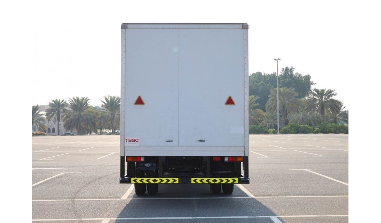 ميتسوبيشي فوسو كانتير | Long Chassis | Shutter Box Water Body | Excellent Condition | GCC