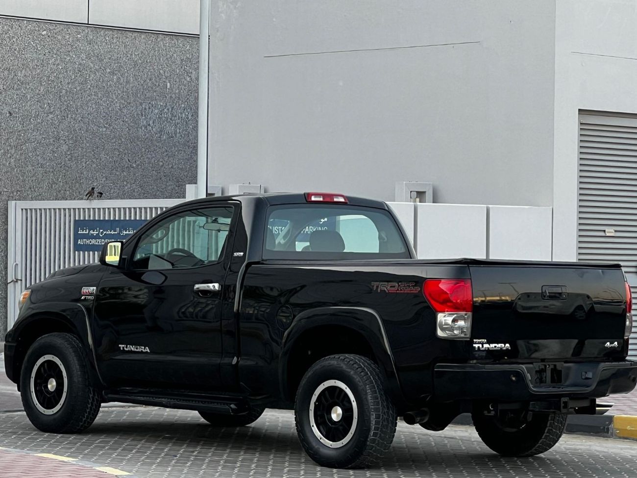تويوتا تاندرا TOYOTA TUNDRA 2007 V8 GOOD CONDITION