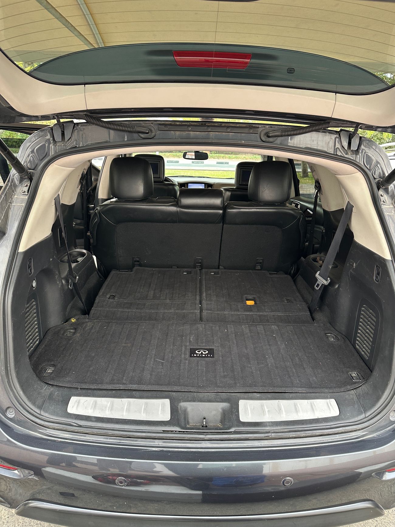 إنفينيتي JX35 Luxury 3.5L