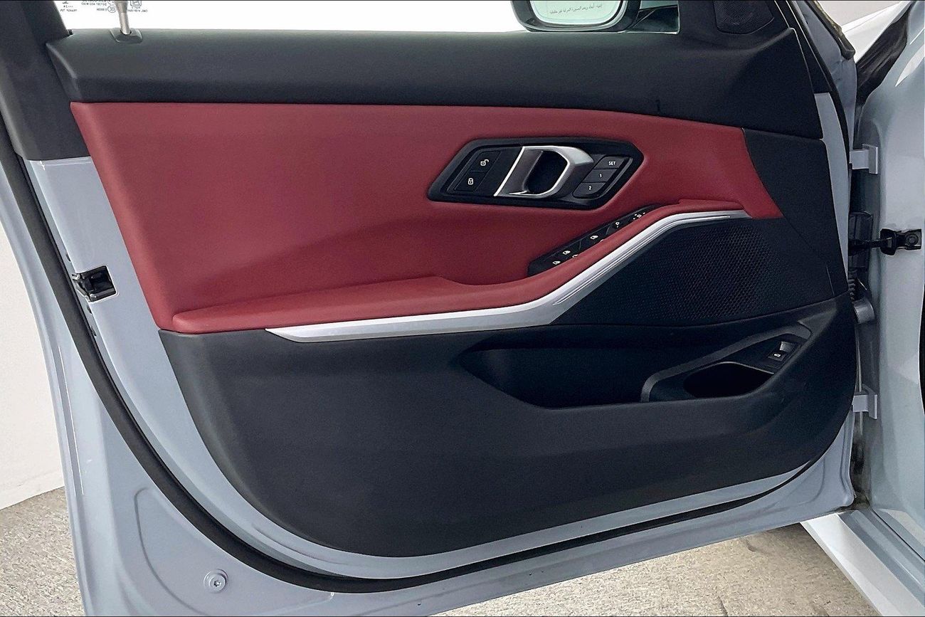 BMW 320i M Sport | Guaranteed Warranty | 0 Down Payment