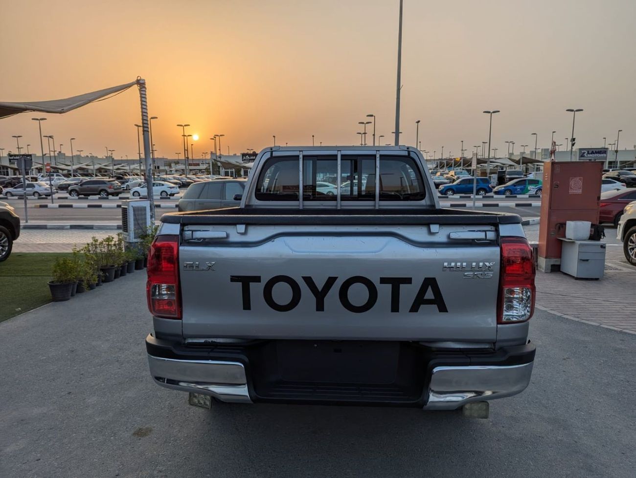 تويوتا هيلوكس 2016 Toyota Hilux SR (AN120), 4dr Double Cab Utility, 2.7L 4cyl Petrol, Manual, Four Wheel Drive. cl