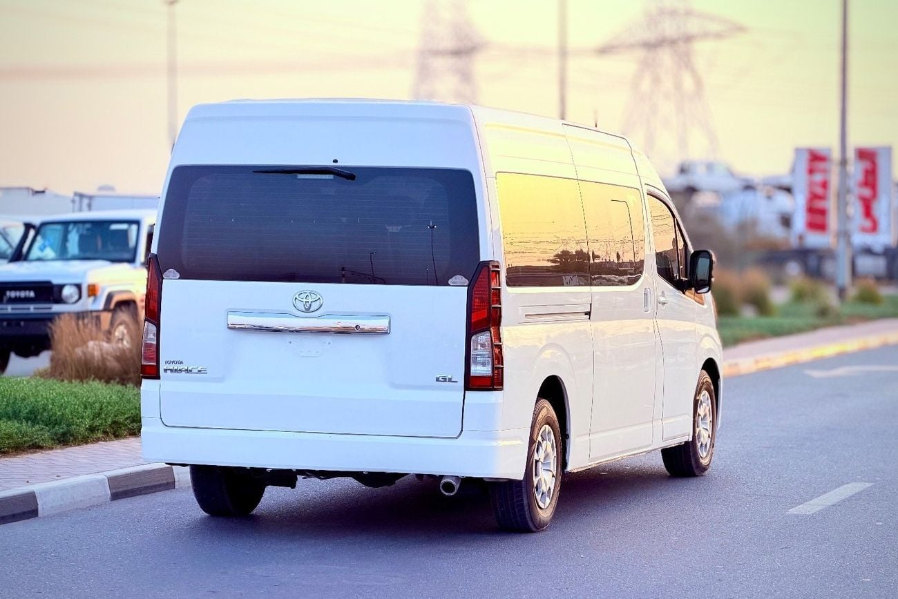 Toyota Hiace GL 2020 DLS -High Roof Commuter 2.8L M/T Full Option Very Clean And Perfect Condition