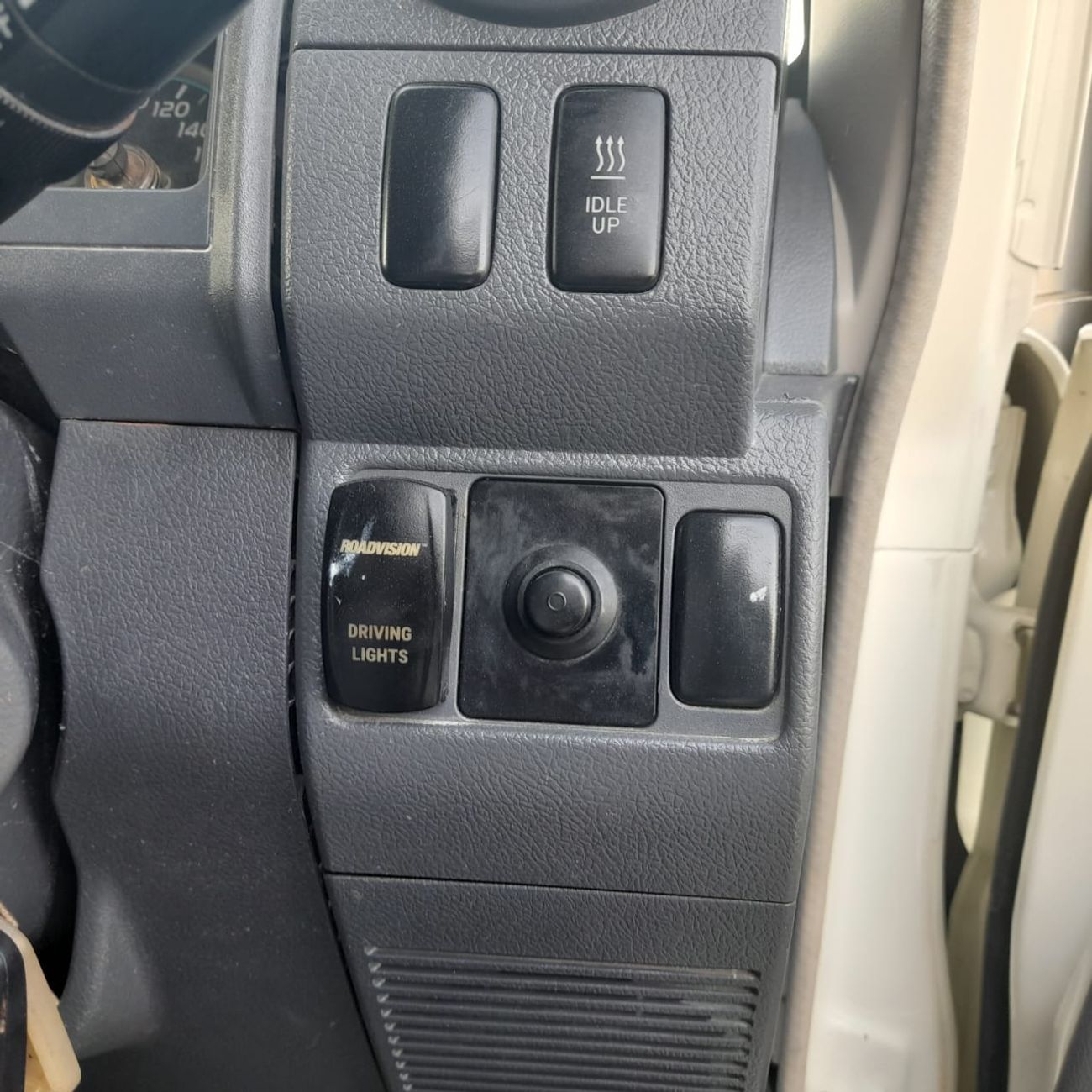 Toyota Land Cruiser Pick Up Pick up dual cab 4.5 V8 1VD diesel manual low kms Right-Hand drive