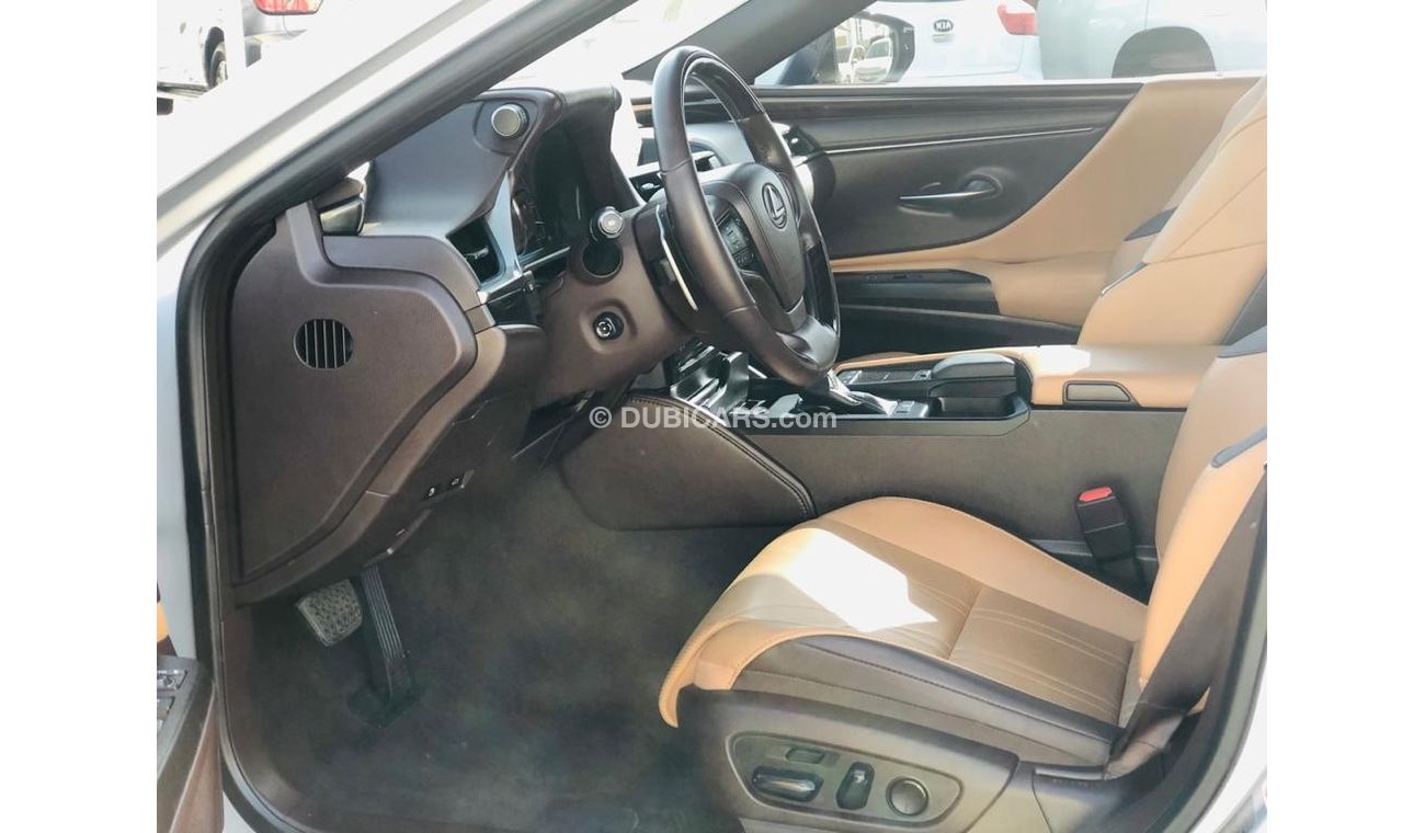 Lexus ES250 Lexus ES 250 GCC full option perfect condition