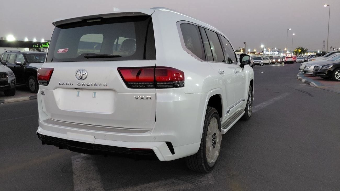 Toyota Land Cruiser VXR 3.5L