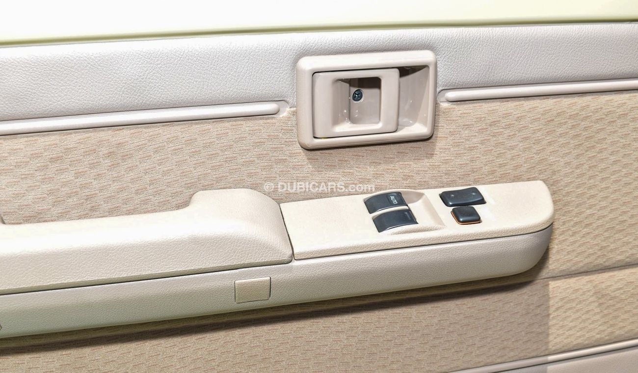 تويوتا لاند كروزر بيك آب