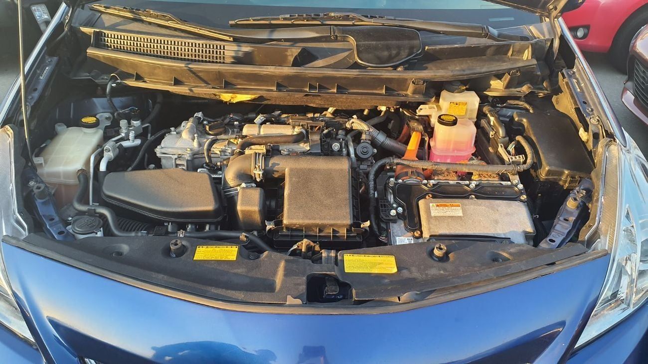 Toyota Prius Toyota Prius+ 2013 – 7-Seater Hybrid – Excellent Condition – Fuel Efficient Family Car