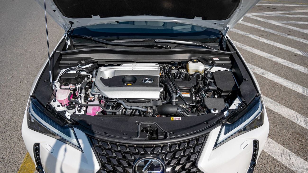 Lexus UX250h STD (NON GCC) LEXUS UX250H | 2-YEAR WARRANTY + SERVICE AVAILABLE | IN-HOUSE FINANCING | 0% DOWNPAYME