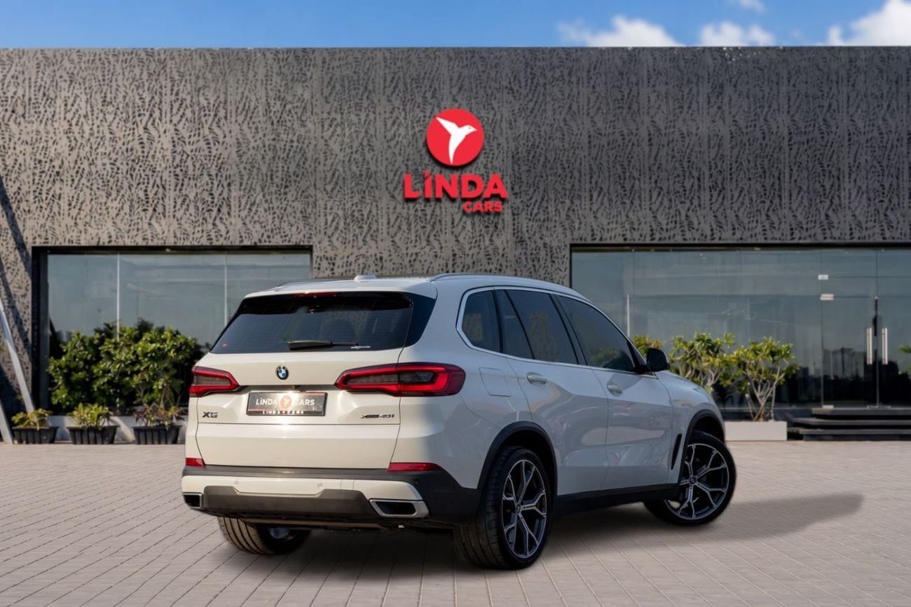 BMW X5 40i EXCLUSIVE BMW X5 40i 2019 GCC under Warranty / Flexible Down-Payment.