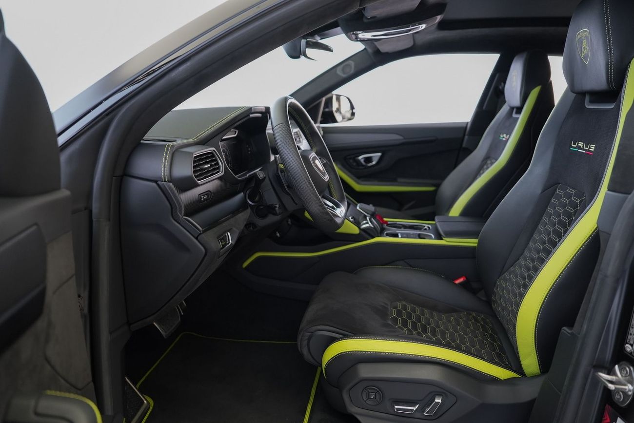 Lamborghini Urus STD 4.0T V8