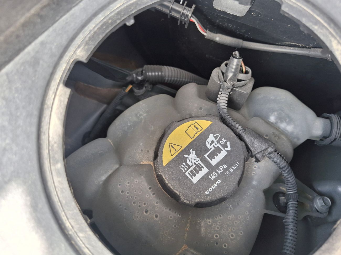 Volvo XC60 B5 ULTIMATE DARK 2 | Zero Down Payment | Home Test Drive