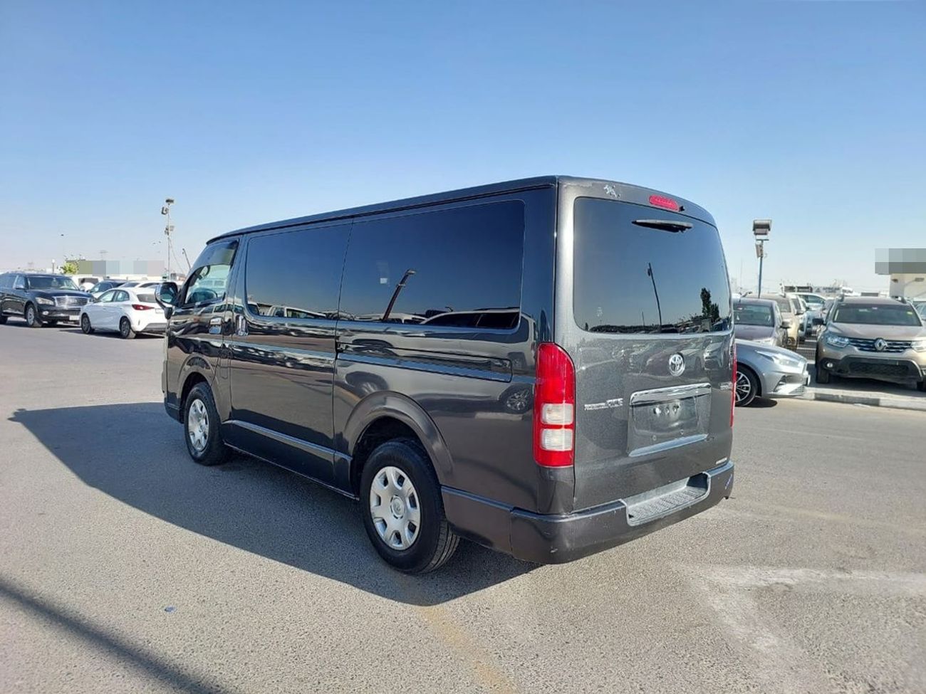 Toyota Hiace TOYOTA HIACE VAN RHD 2007 MODEL 2.0 L PETROL AUTOMATIC(PM55176)