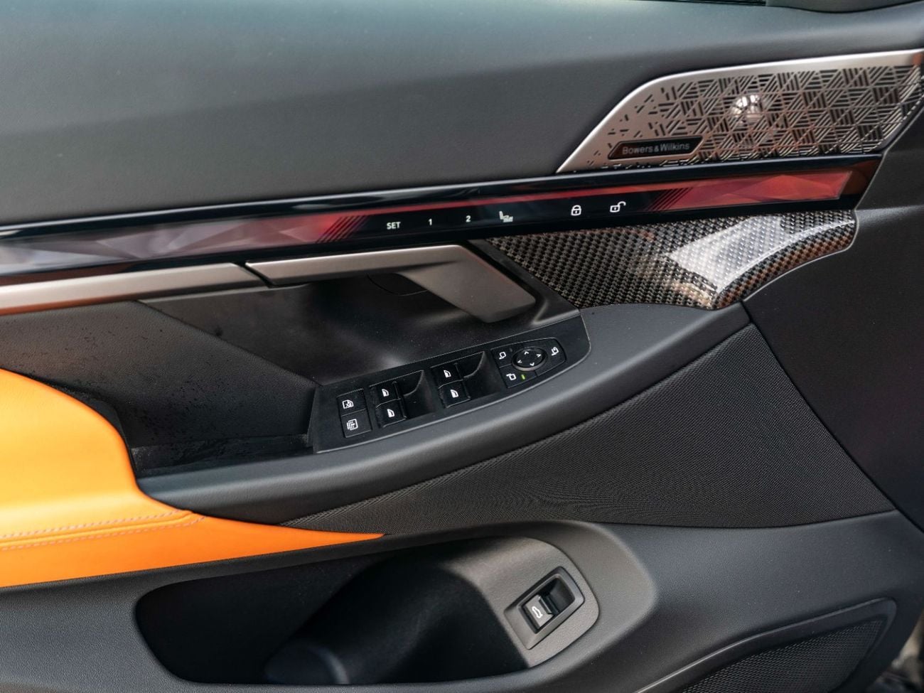 بي أم دبليو M5 STD