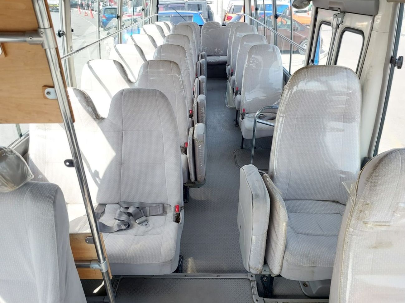 Toyota Coaster (RAMADAN OFFER) TOYOTA COASTER BUS RHD 2006 MODEL 4.0 L DIESEL MANUAL(PM02204)