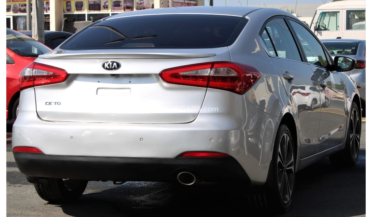 كيا سيراتو كيا سيراتو 2014 خليجي فل أوبشن رقم 1 بحالة ممتازة بدون حوادث نظيفه جدا من الداخل والخارج