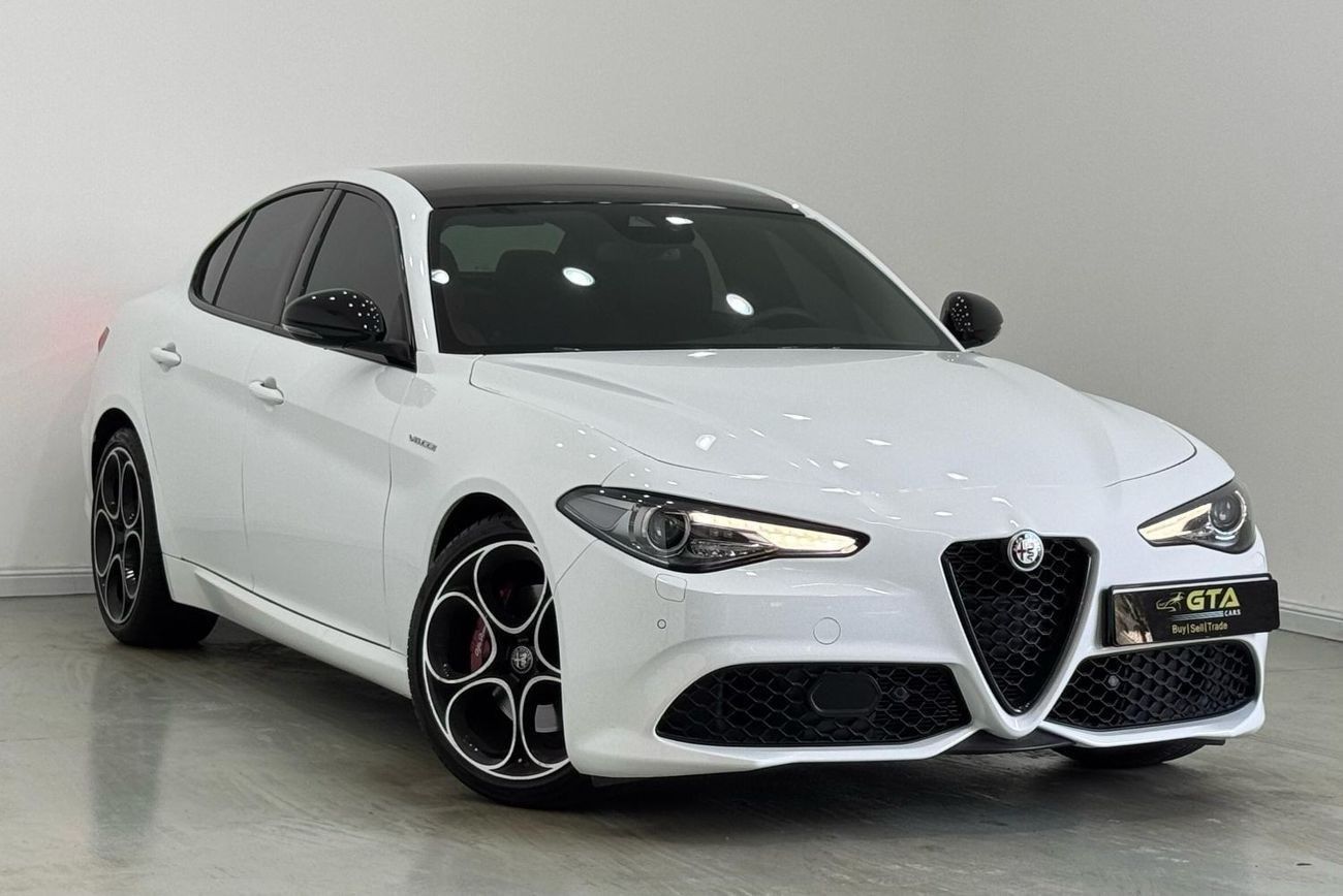 ألفا روميو جوليا Veloce Q2 2023 Alfa Romeo Giulia Veloce Q2, 2028 Alfa Romeo Warranty + Service Pack, Very Low Kms, G