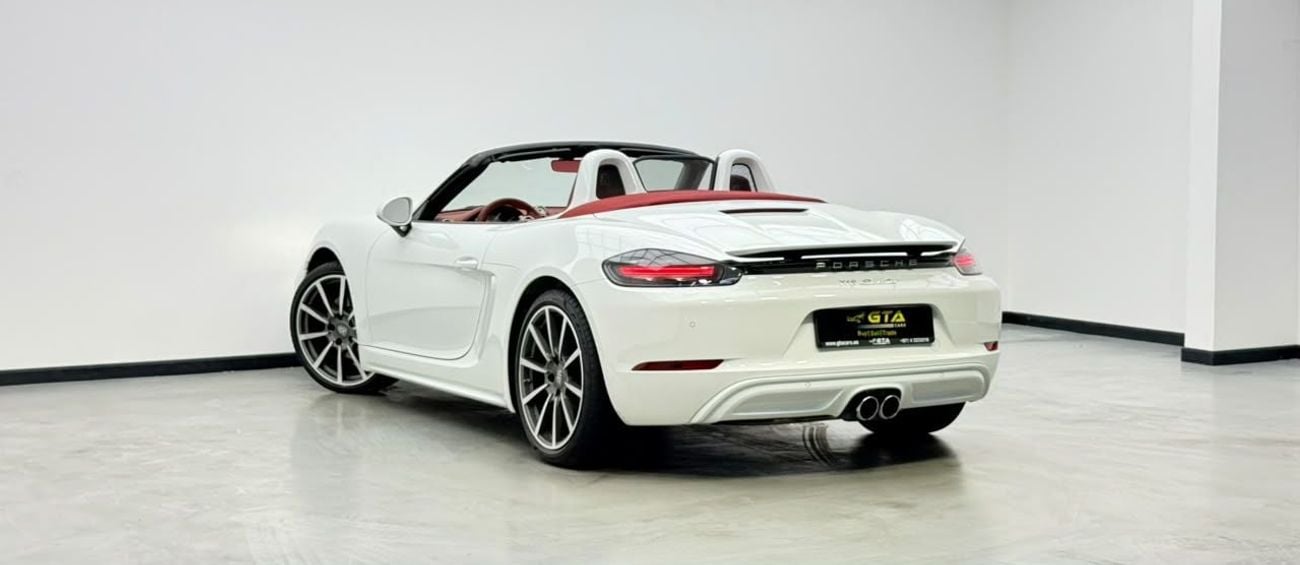 Porsche 718 Boxster STANDARD 2021 Porsche 718 Boxster, Warranty, Full Porsche Service History, Sport Chrono Package, GCC