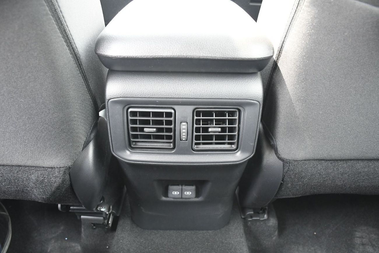 تويوتا راف ٤ 2.5L Hybrid Mid Option ( Ready Stock)