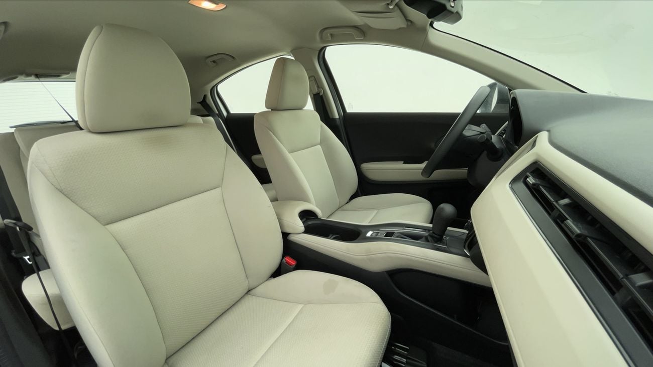 هوندا HRV LX 1.8 | بدون دفعة مقدمة | اختبار القيادة في المنزل