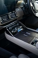 Lincoln Navigator Presidential 3.5L IN RHD (RIHGT HAND DRIVE )