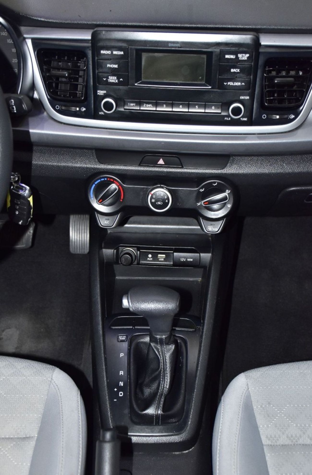 كيا ريو EXCELLENT DEAL for our KIA Rio ( 2018 Model ) in Silver Color GCC Specs